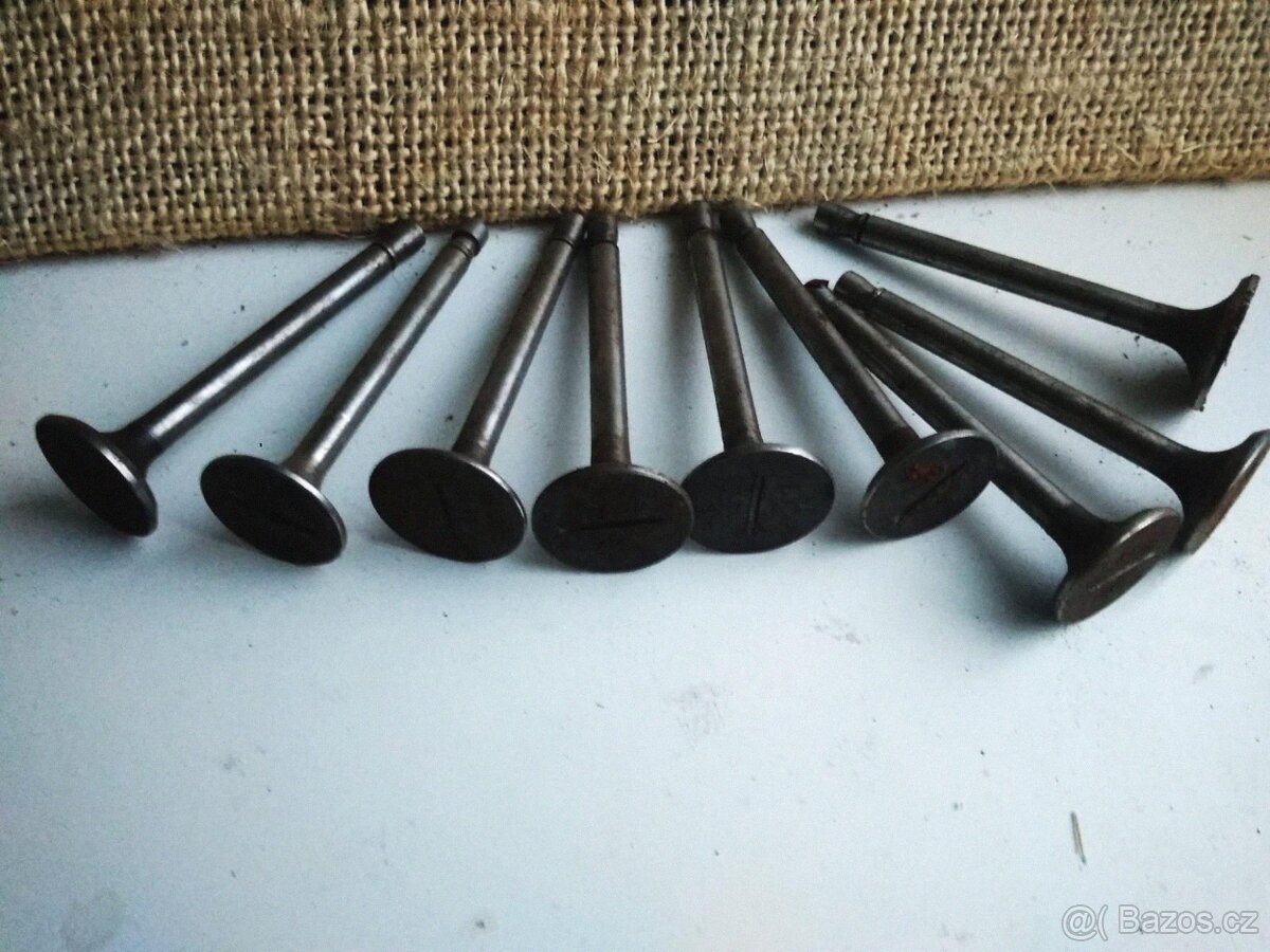 Sada na opravu motoru - Šroub řízení + matka Škoda 1000MB? - 9