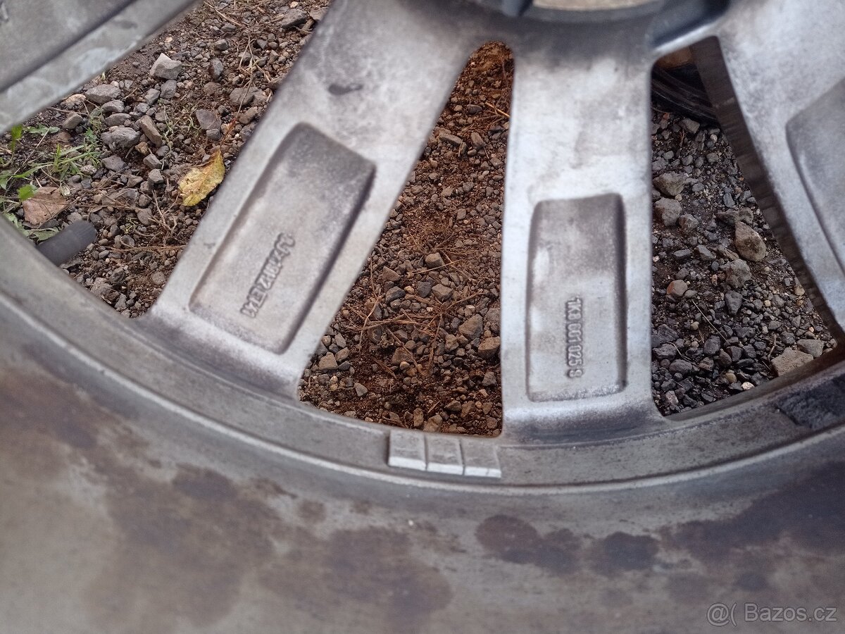ALU kola originál VW 19" Lugano s letními pneu - 9