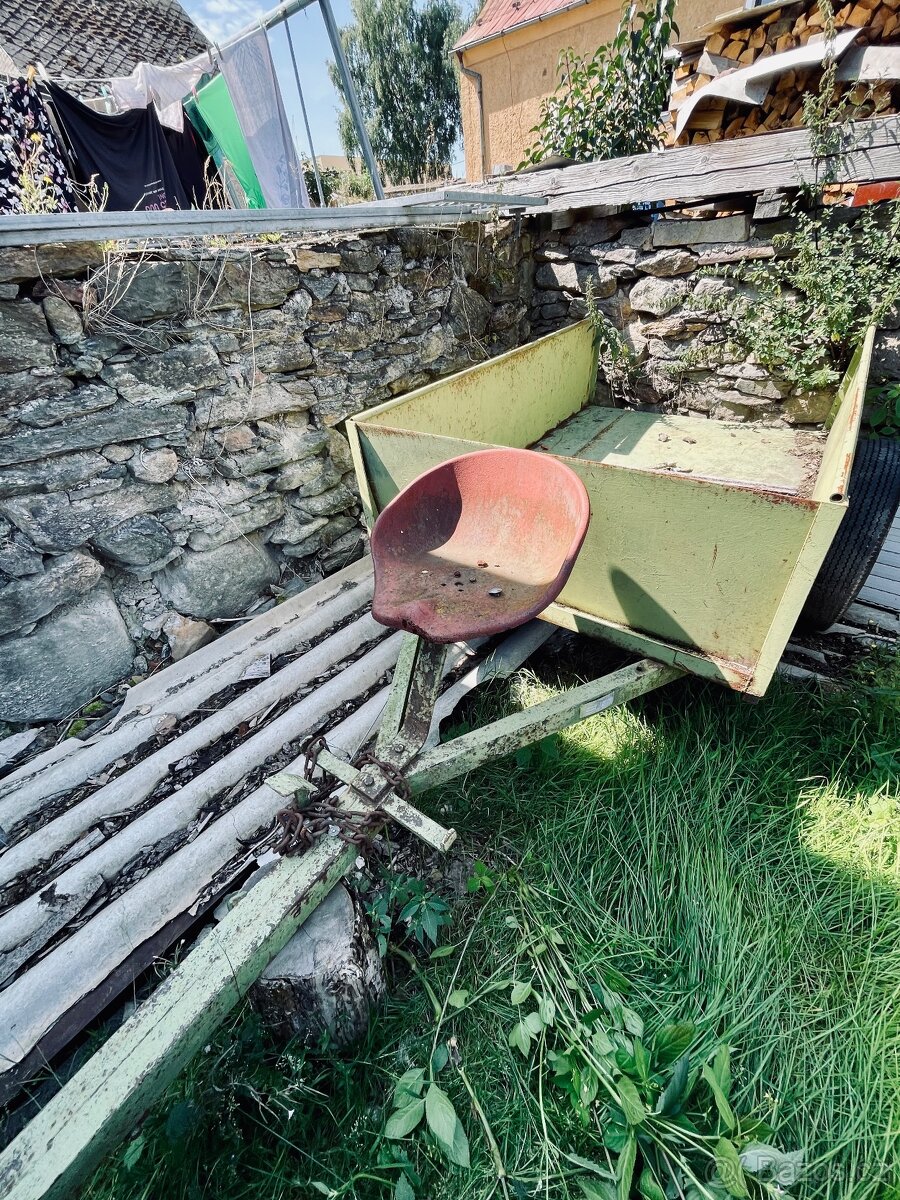 Malotraktor Agrozet 1958 + nákladní přívěs a příslušenství - 9