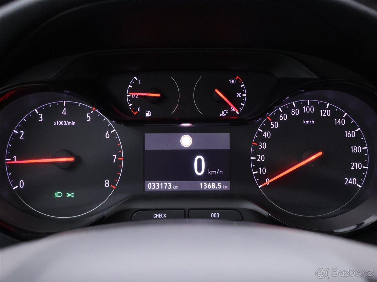 Opel Crossland 1,2 Turbo 81kW CZ 33tkm Záruka (2021) - 9