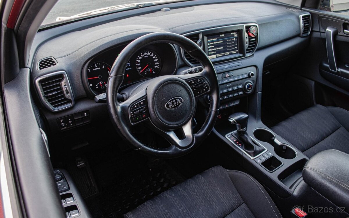 Kia Sportage 2.0 CRDi 4WD AT - 9