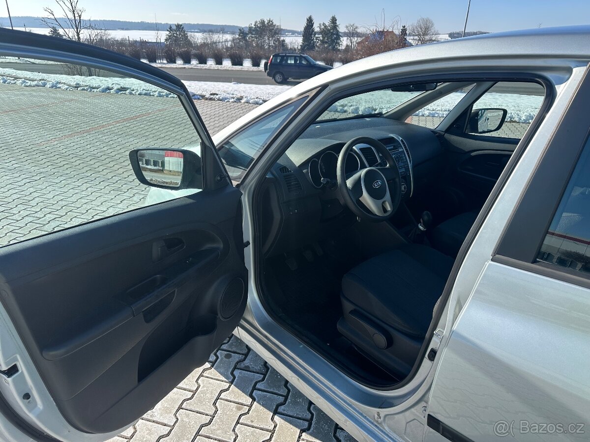 Kia Venga 1.4 66Kw / 2010 - 9