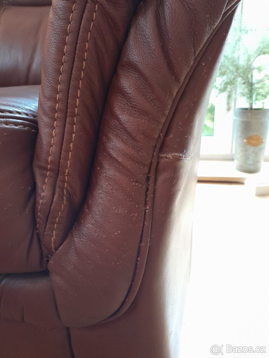 Nabízíme koženou rohovou sedací soupravu. - 9