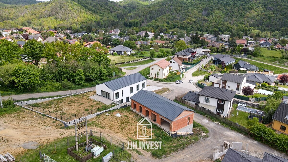 Exkluzivní novostavba 6+kk u lesa – Chrustenice, 239 m², poz - 9