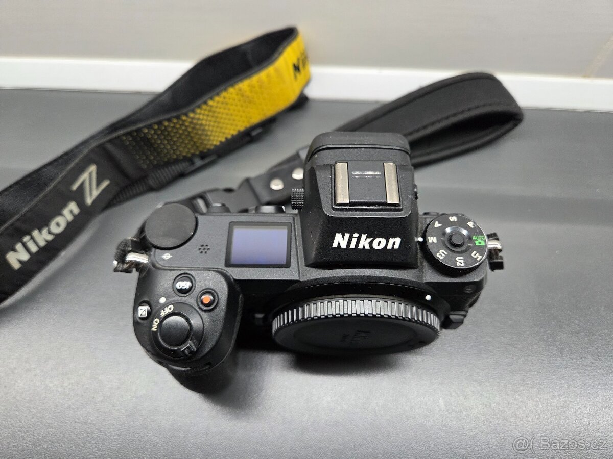 PRODÁM Nikon Z6, 3 objektivy a spousta příslušenství - 9