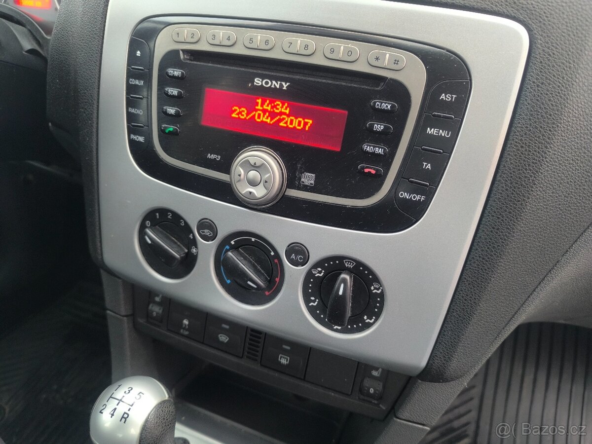 Ford Focus, BEZ KOROZE,VÝBAVA,150KM,SERVIS - 9