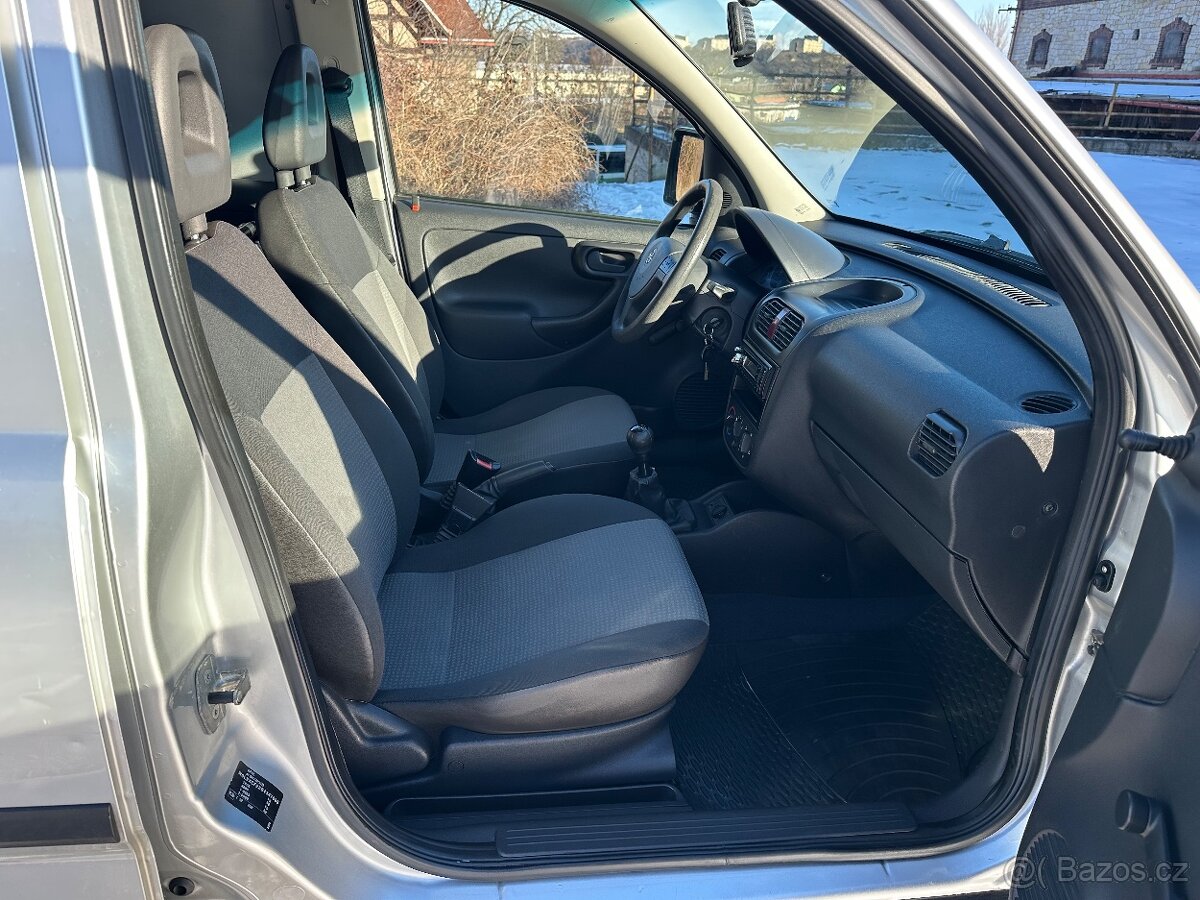 Opel Combo 1,3TDCi 55kw 5dveř.model - 9