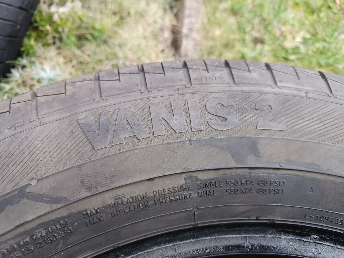 Renault Trafic 215/65 R16C 109/107T - 9