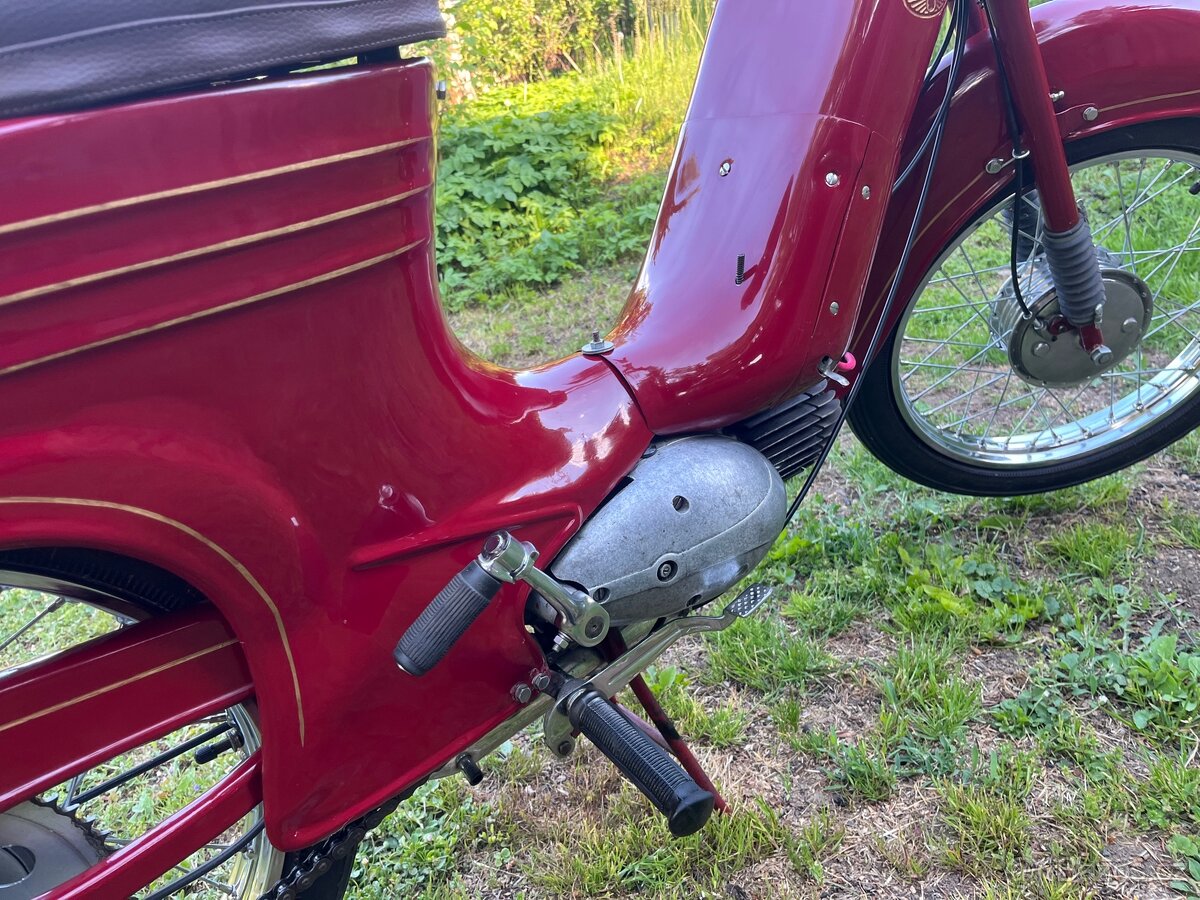 Jawa 555 s TP - 9