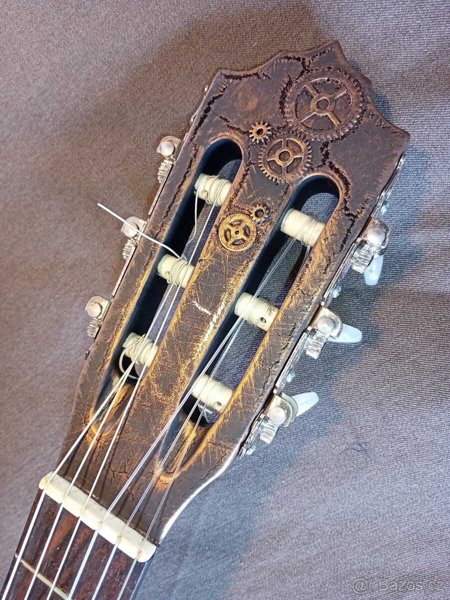 Steampunková Španělská Kytara - Japenec značky Shero guitars - 9