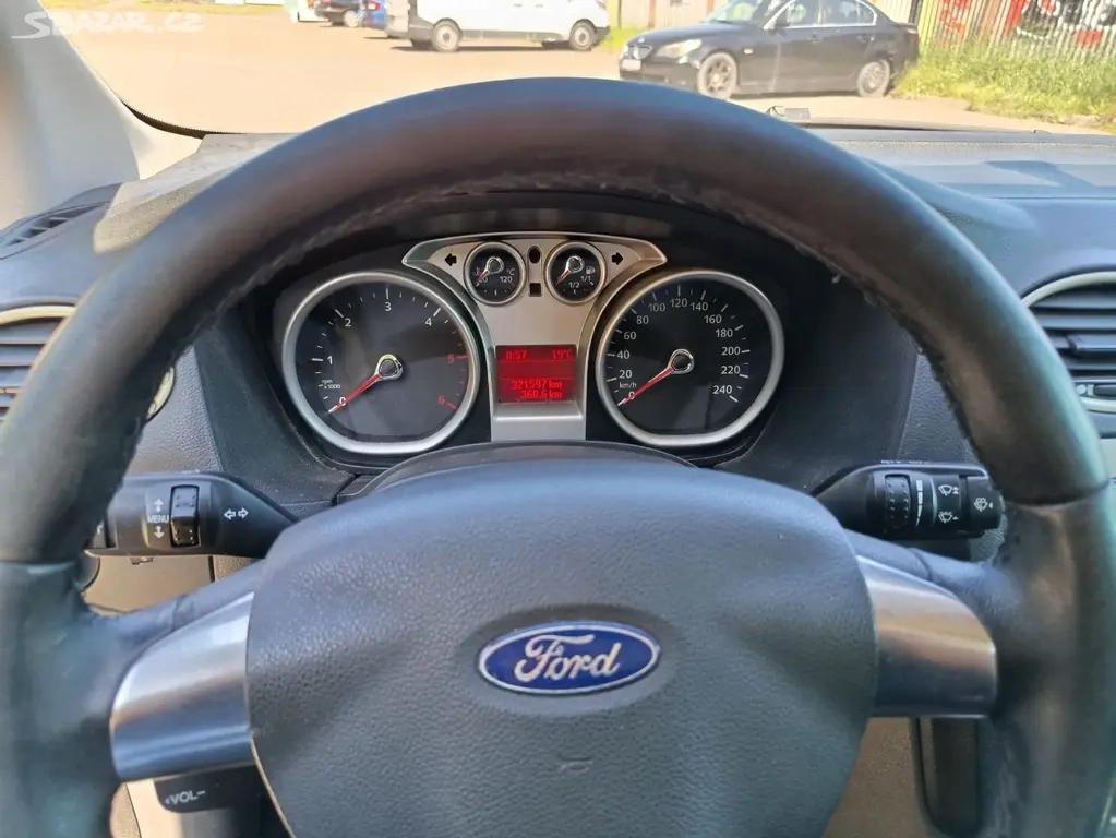 Focus 1.6 tdci combi 80kw Bez koroze Dělník - 9