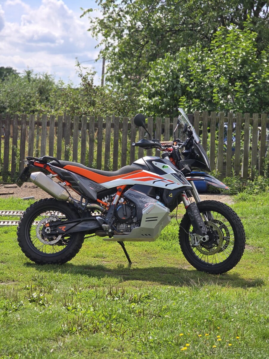 Prodám Ktm 790 Adventure R - 9