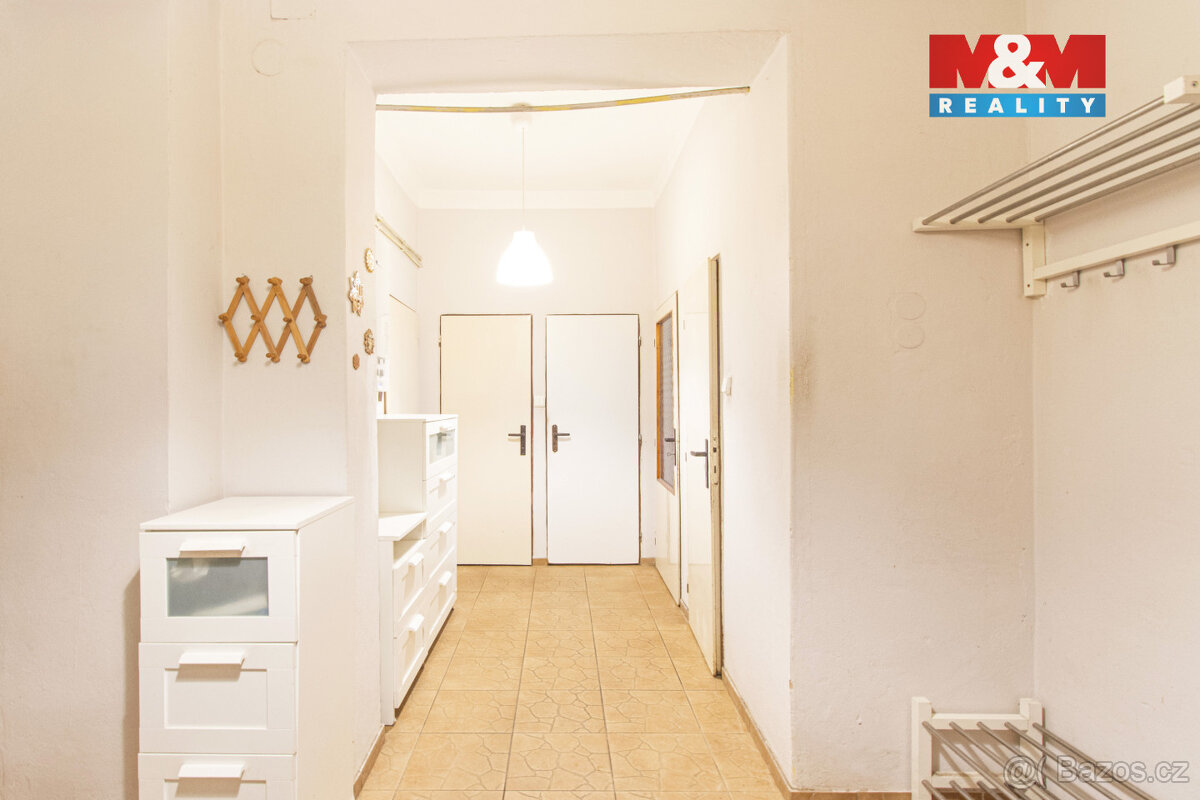 Prodej bytu 4+1, 96 m², Krnov, ul. Bezručova - 9