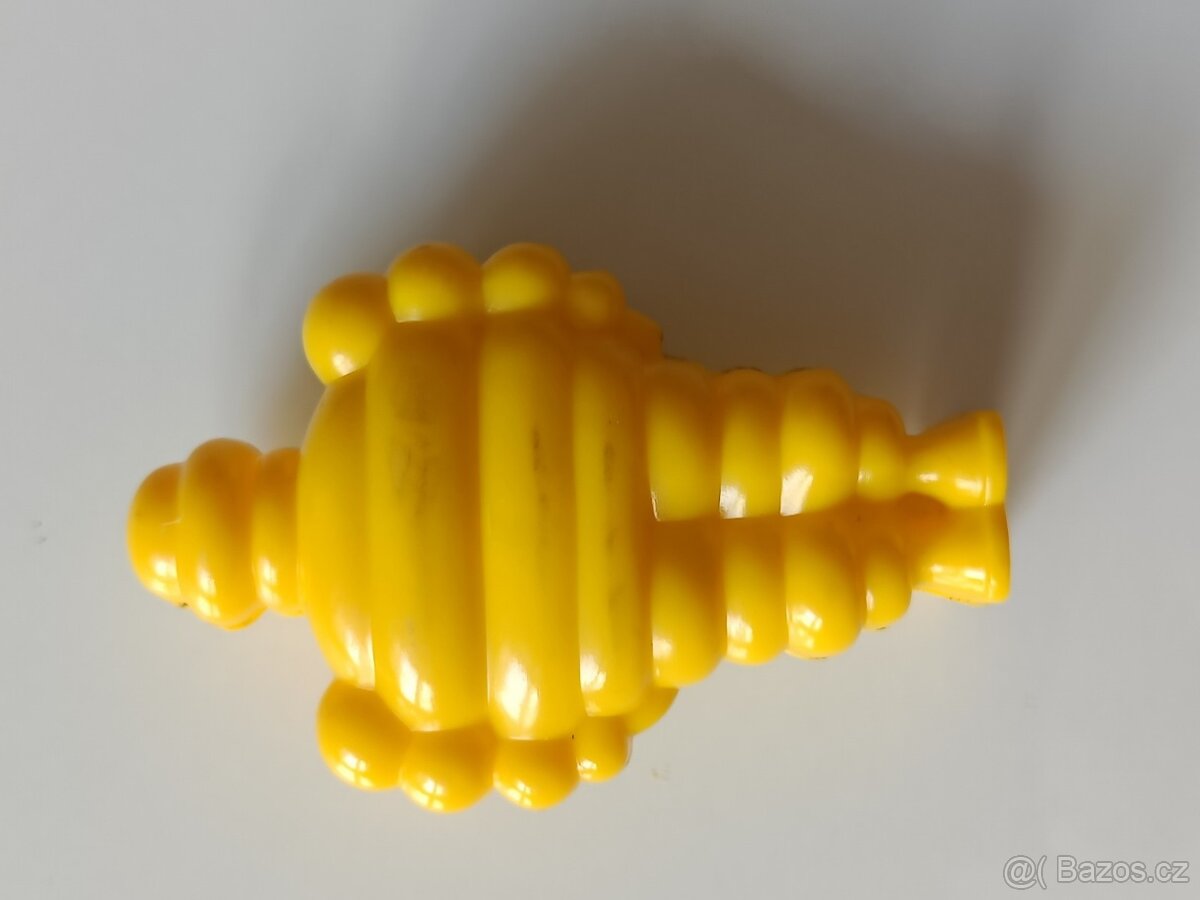 retro panacek Michelin - Bibendum, 6cm, zluty - 9