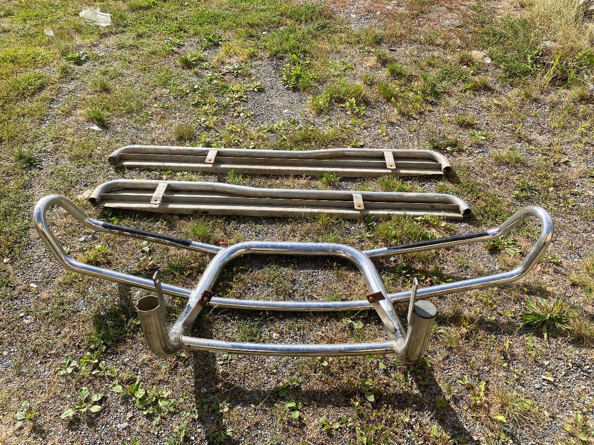 SSANGYONG MUSSO - PŘEDNÍ OCHRANNÝ RÁM A NÁŠLAPY COBRA - 9