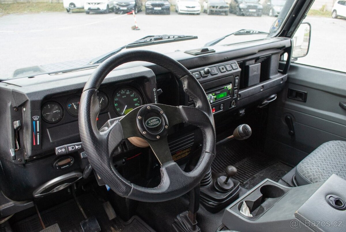 Land Rover Defender 110 2.5 Td5 HC PickUp - 9