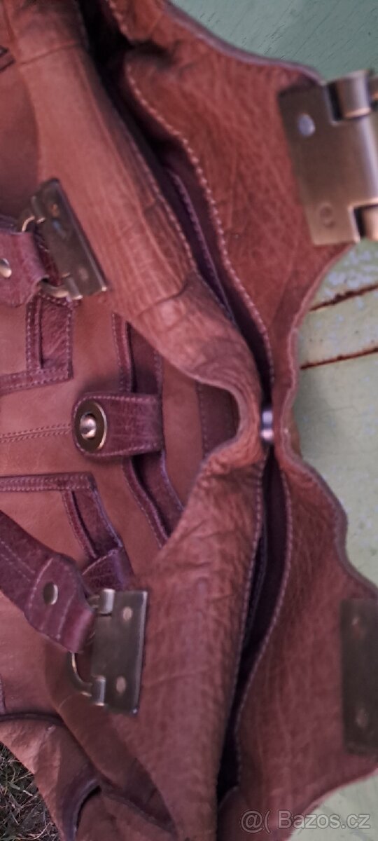 Kabelky a tašky - 9