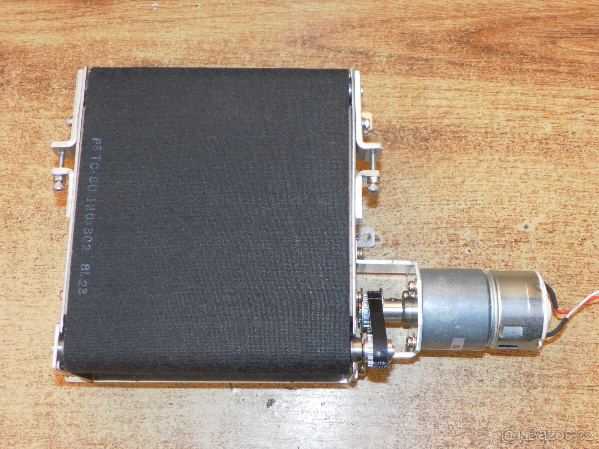 Běžící pás - elektrický pásový dopravník s motorem DC 24 V - 9