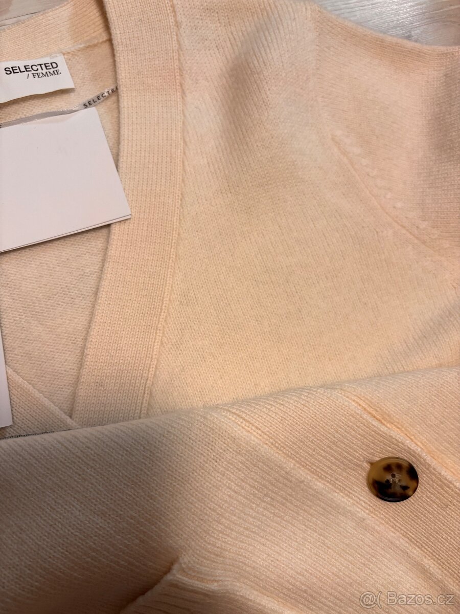 Selected famme NOVY - 9