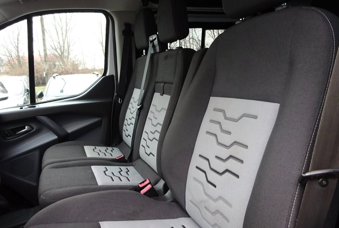 Ford Tranzit custom - 9