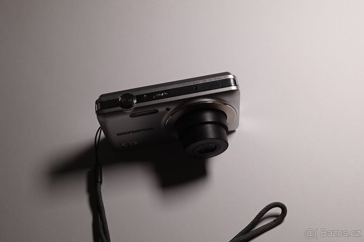Olympus VG-150 stříbrný - 9