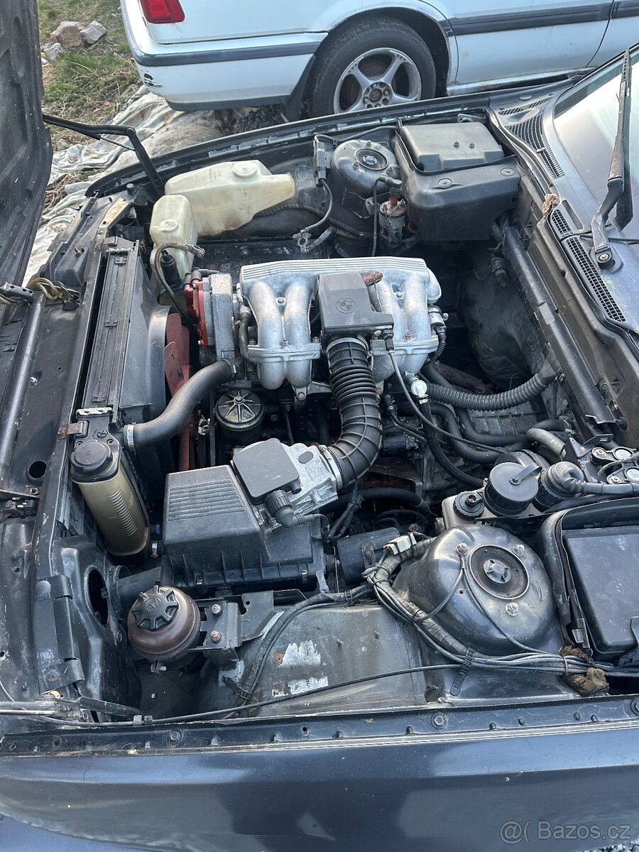 Bmw e34 518i - 9