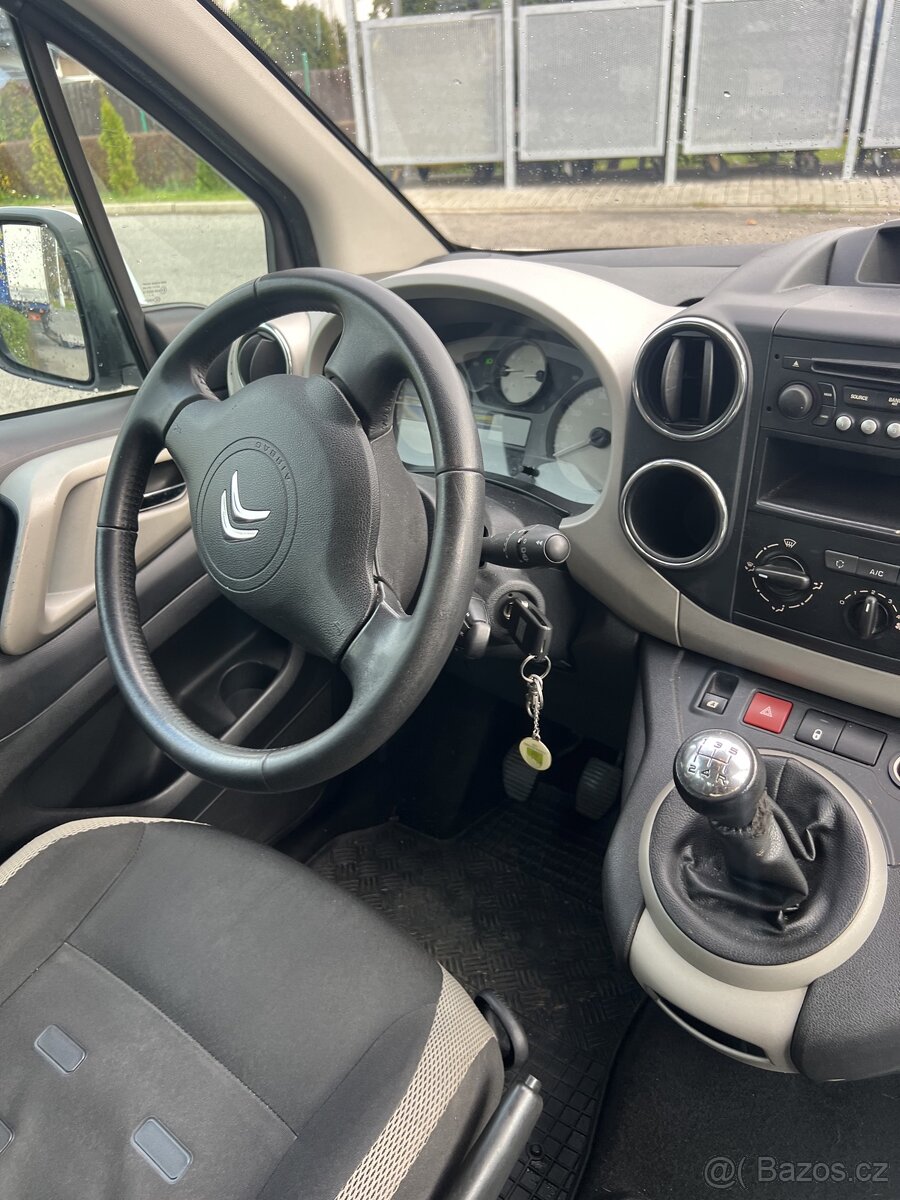 Citroen Berlingo multi space - 9