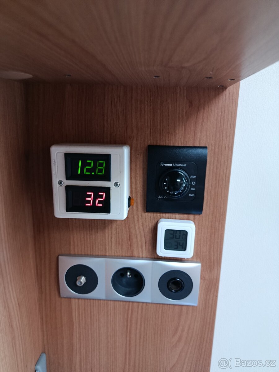 Karavan Bürstner 470 TS - 9