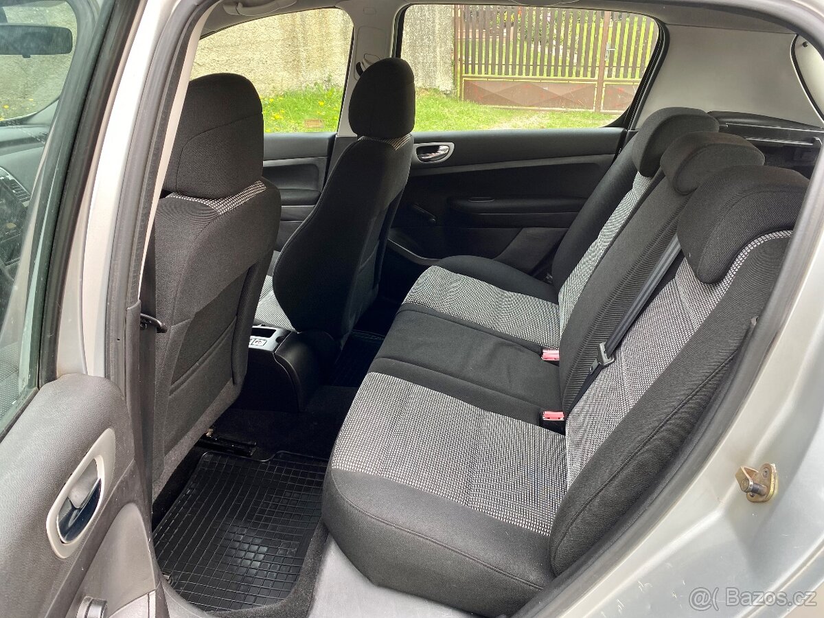 Peugeot 307, 80kw, rv 2004 - 9
