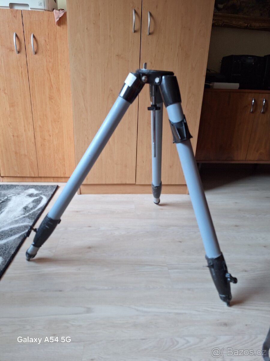 Hvězdářský dalekohled Celestron - 9