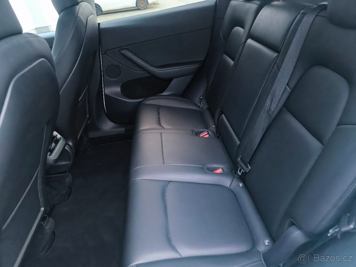 Tesla Model Y Long Range, Dual Motor, Možný odpočet DPH, - 9