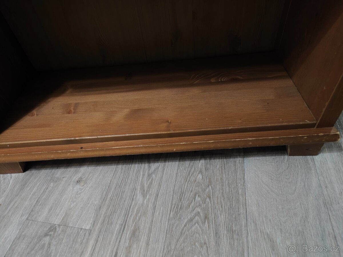 dřevěná knihovna Ikea antik - 9