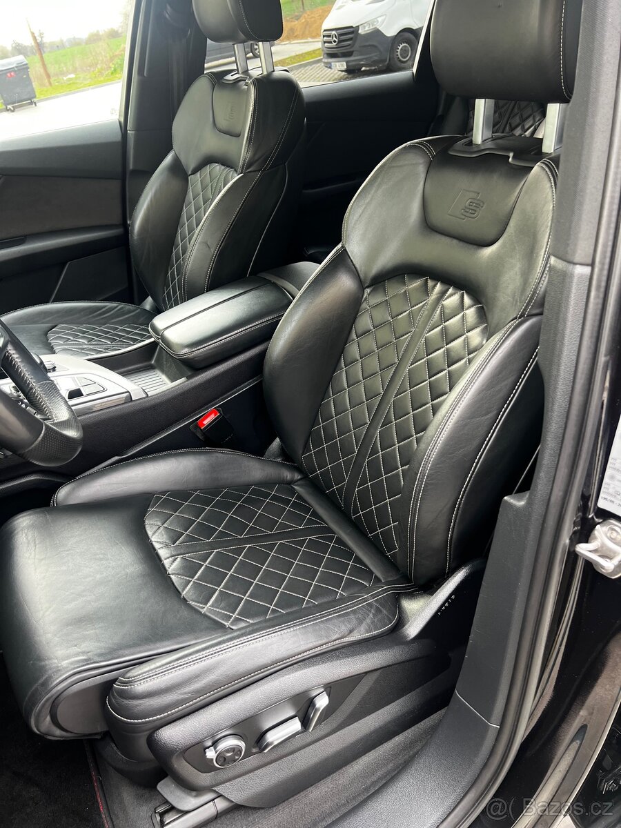 Audi Q7 S-line - 9