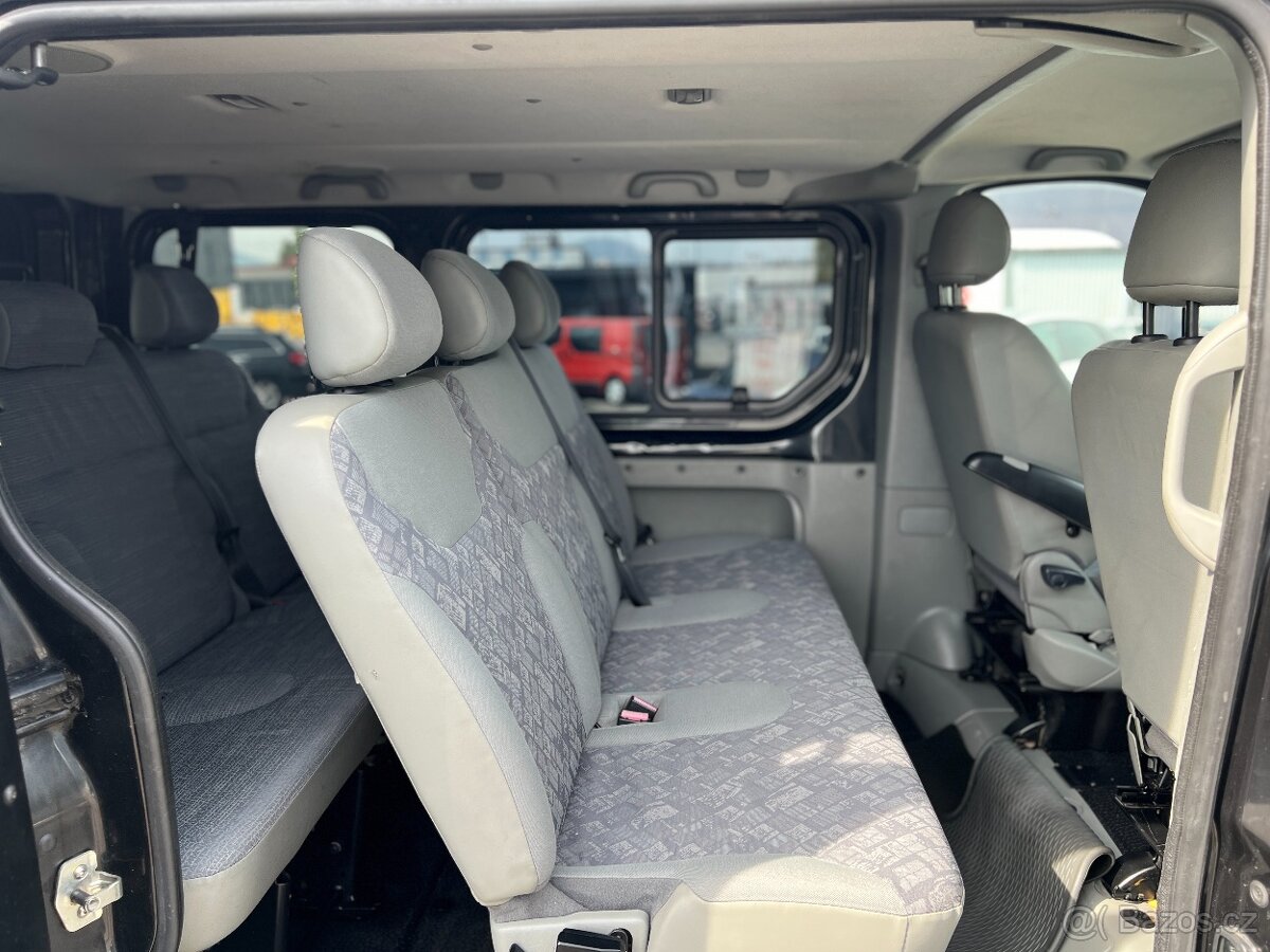 Renault Trafic 2.5DCi 8 MÍST AUTOMAT KLIMA - 9