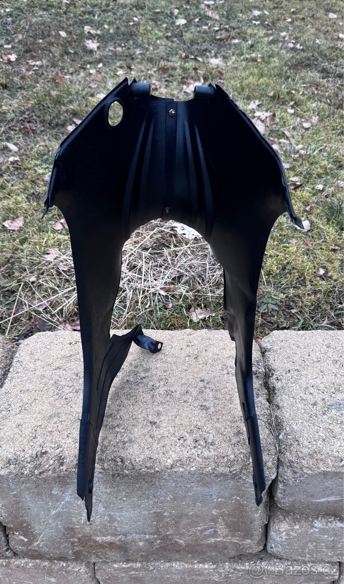 ČZ 125 175 250 deluxe, Sport - podsedlové plechy - 9