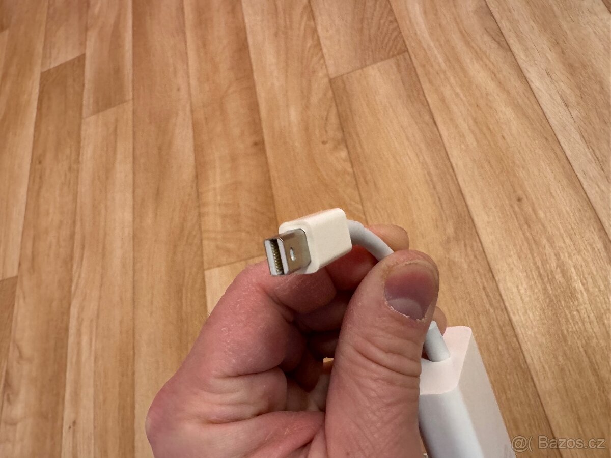 Apple kabely – iPhone + VGA MacBook Air TOP STAV - 9