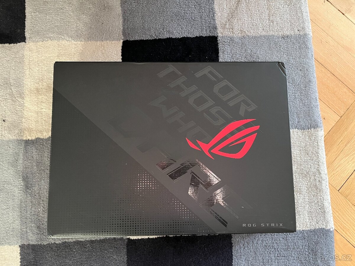Herní notebook ASUS ROG STRIX SCAR 15 G533QS - 9