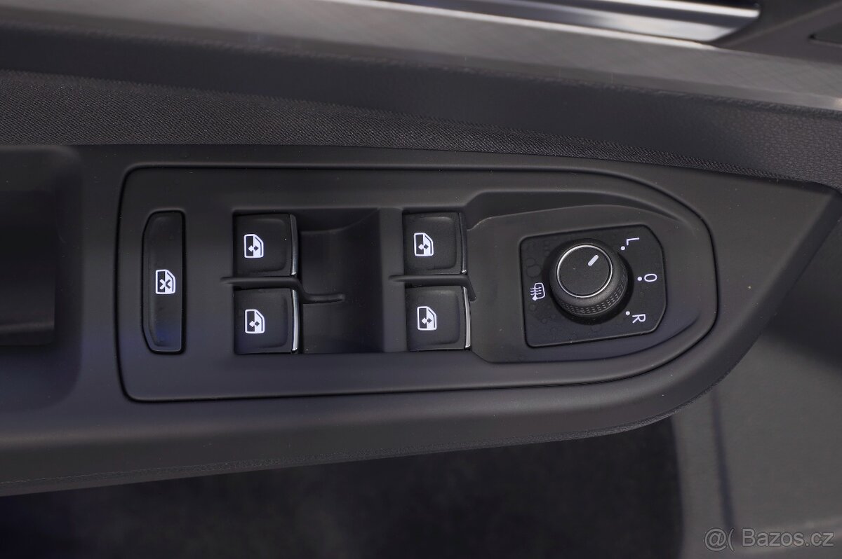 VW Golf 8 Variant 2.0 TDI 110kW DSG Taž. - záruka Autodraft - 9