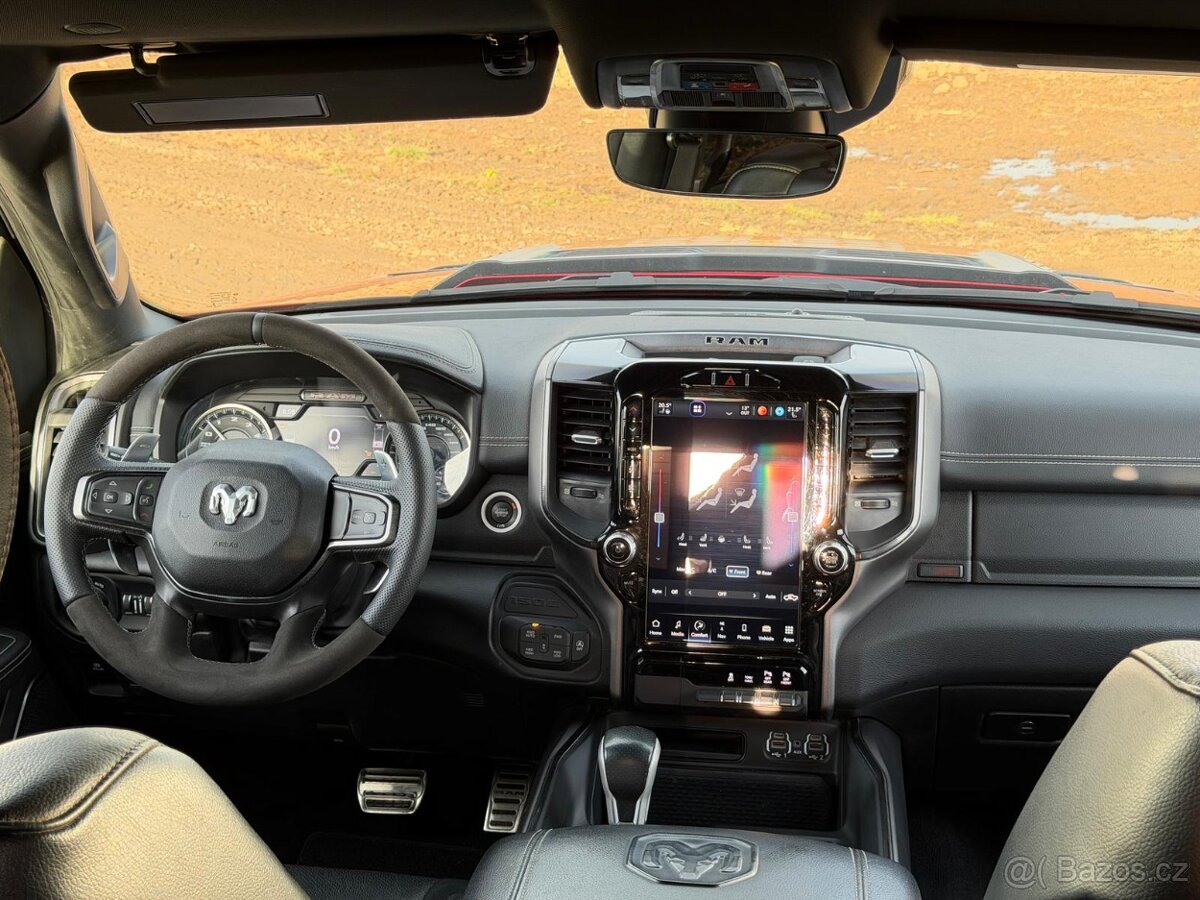 DODGE RAM 1500 5,7 HEMI 2022 GT 53 000 km DPH - 9