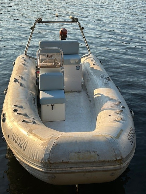 Motorový člun Brig 500 s motorem Tohatsu 50 HP - 9