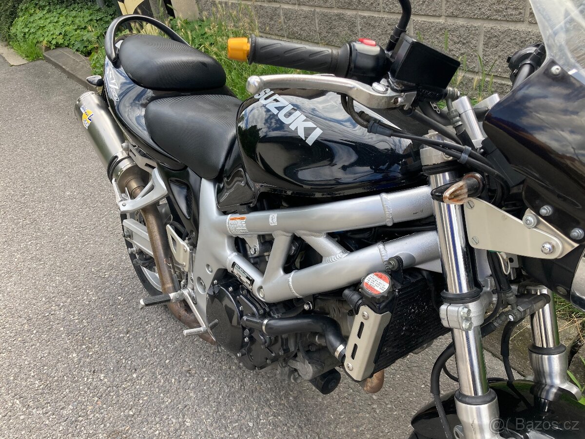 Suzuki SV 650 N - 9