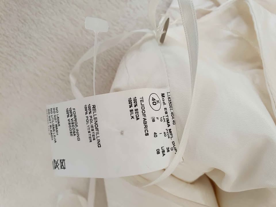 Hedvábné svatební šaty Pronovias - 9