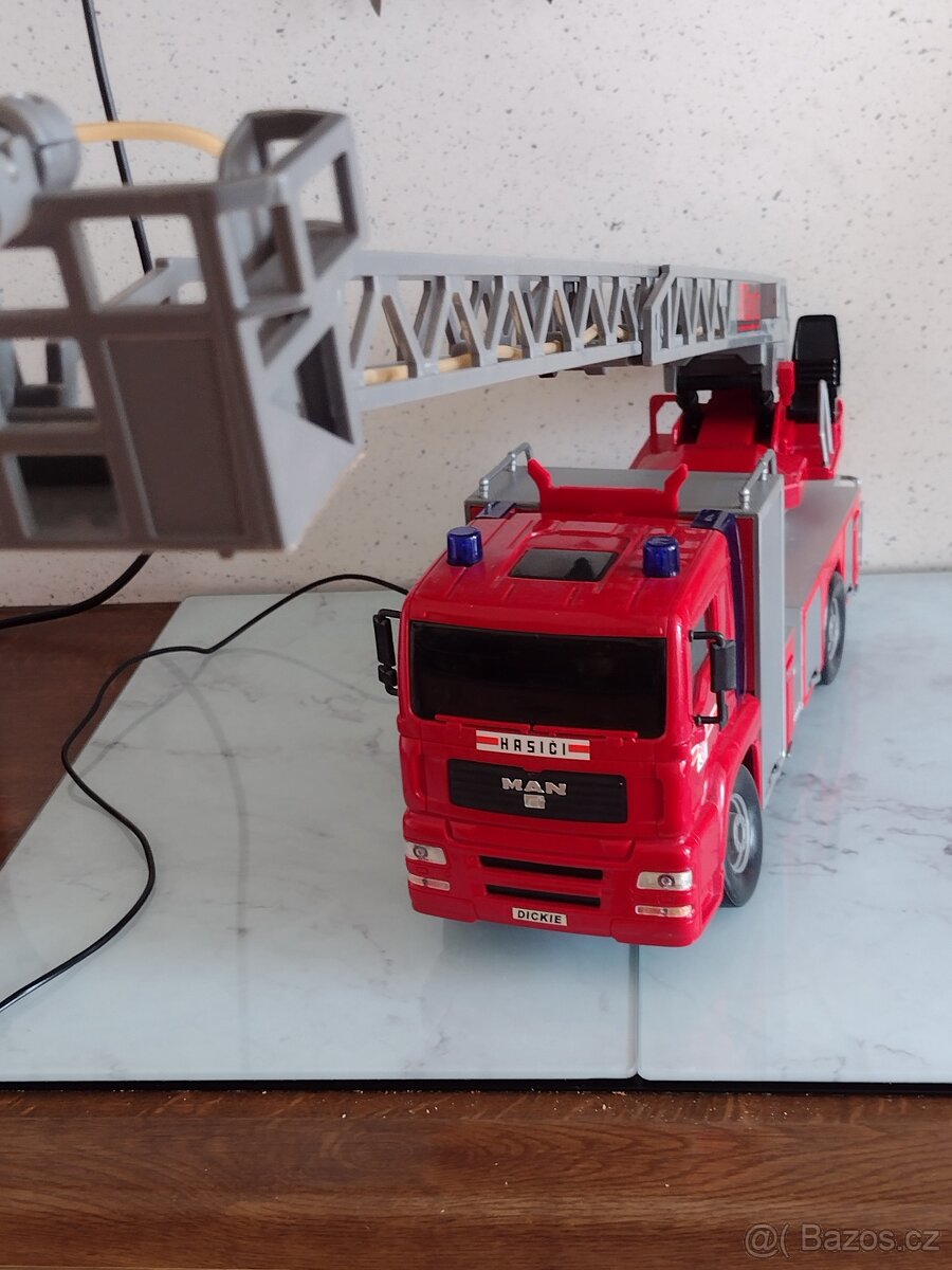 VELKÉ AUTO NA BOVDEN - 9