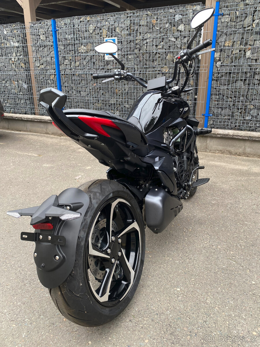 Zontes 350 Venom černá - AKCE - SLEVA - 9