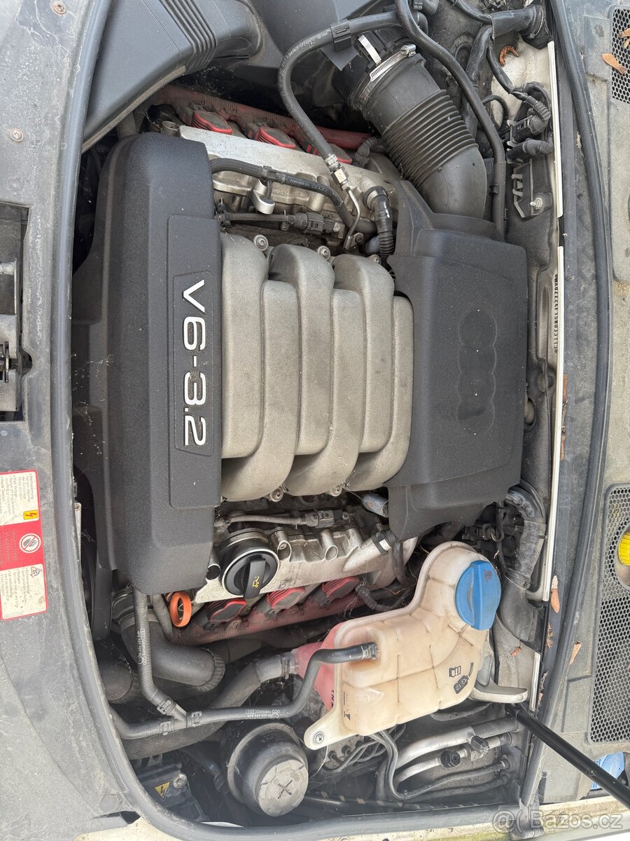 AUDI A6 3.2 Quattro - 9