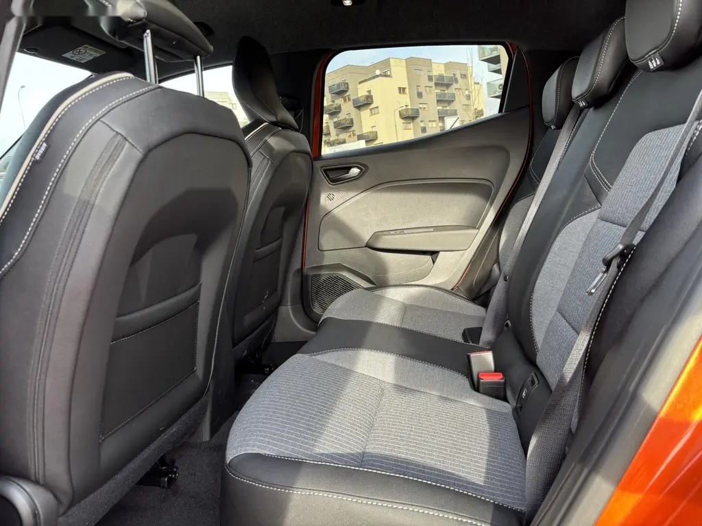 Renault Clio, techno Eco-G 100 - 9