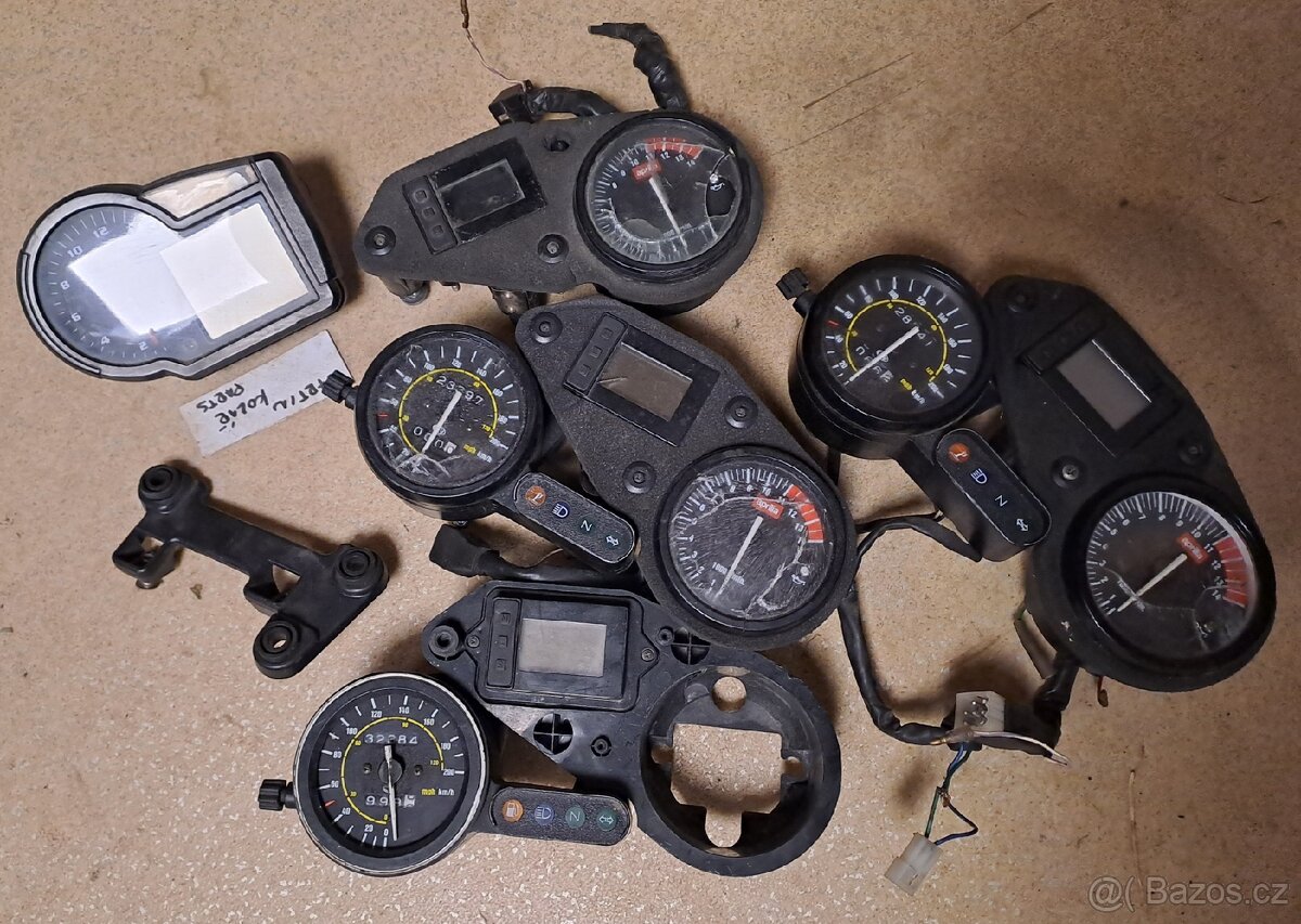 Aprilia rs 125 díly - 9