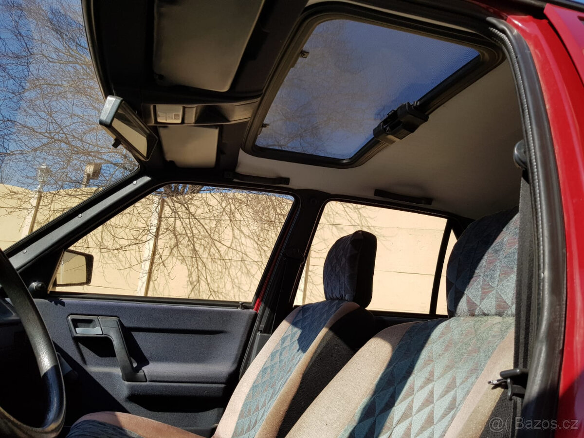 Prodám Škoda Favorit 135 - 9