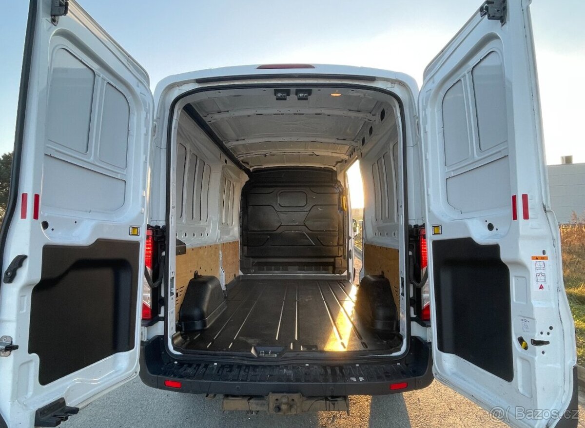 AUTOPŮJČOVNA / PŮJČOVNA DODÁVEK - 9