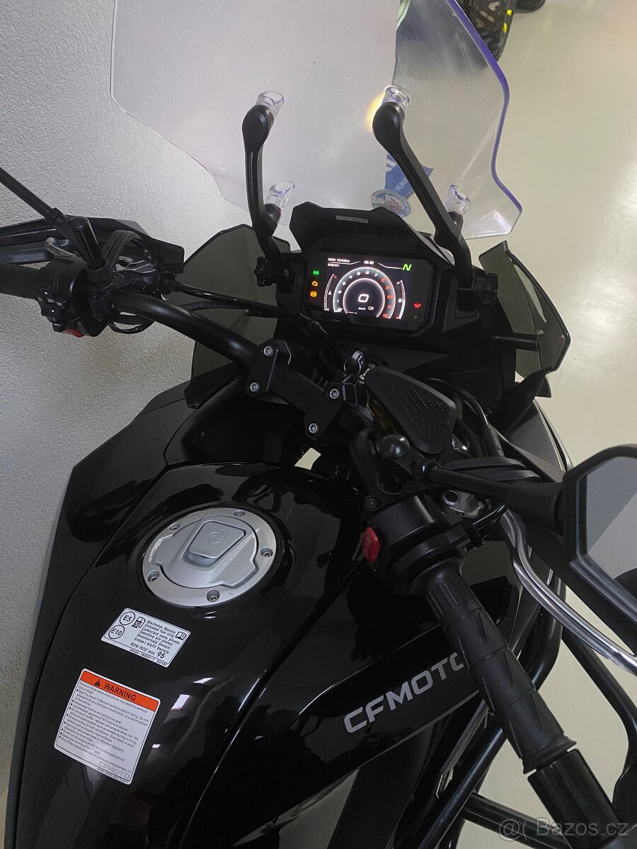 CF MOTO MT700 Premium - 9